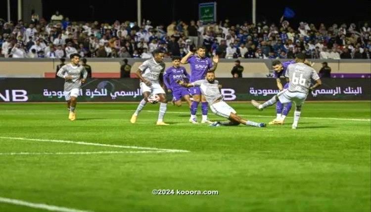 الهلال يكتسح الطائي بكأس الملك