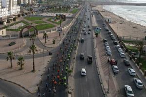 يربط شرق ليبيا بغربها.. قرار يُحيي مشروع طريق من عهد القذافي