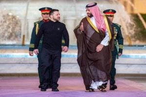 بن سلمان وزيلينسكي يبحثان تطورات الأزمة الأوكرانية في جدة